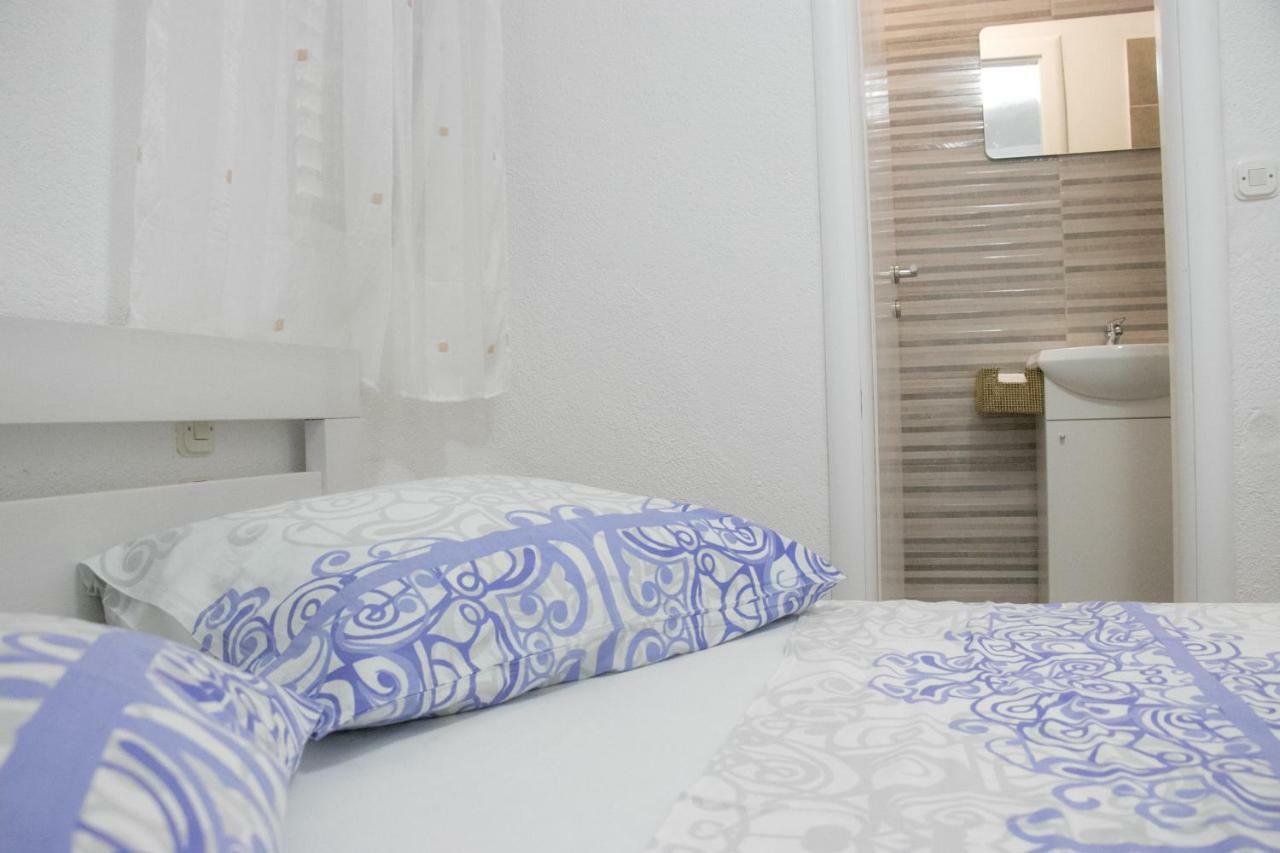 Apartment Lorena Sevid Exterior foto